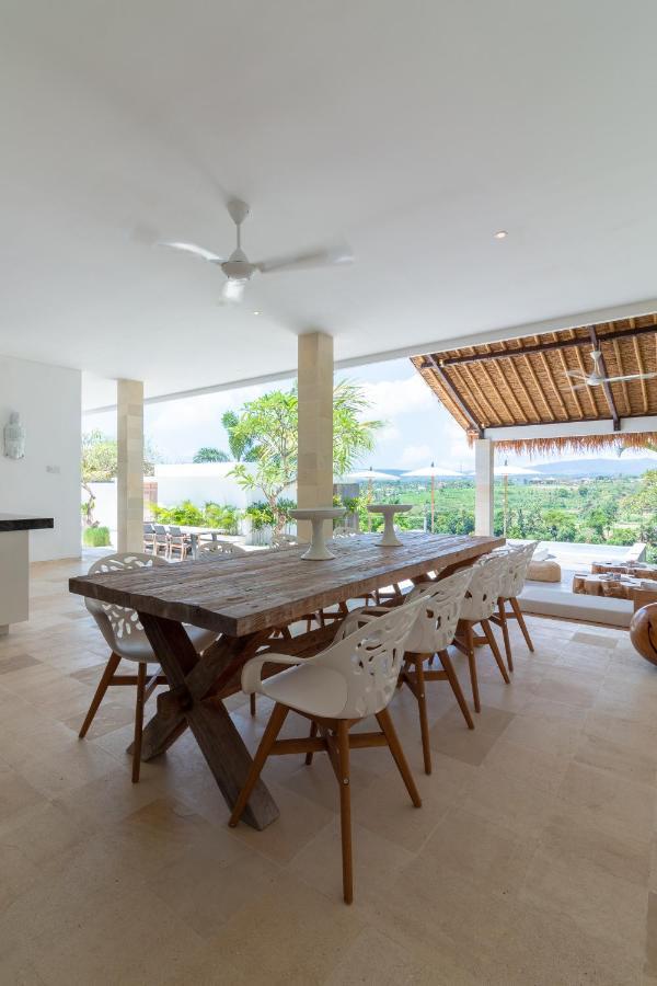 Villa Rasa Senang, With Private Cook And Pool Karangasem  Exterior photo